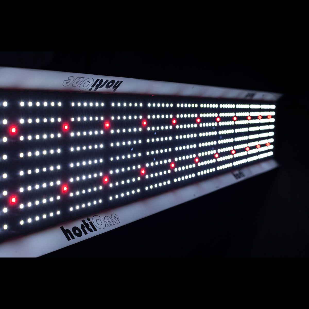 Hortione LED 600 220W 610µmol/s
