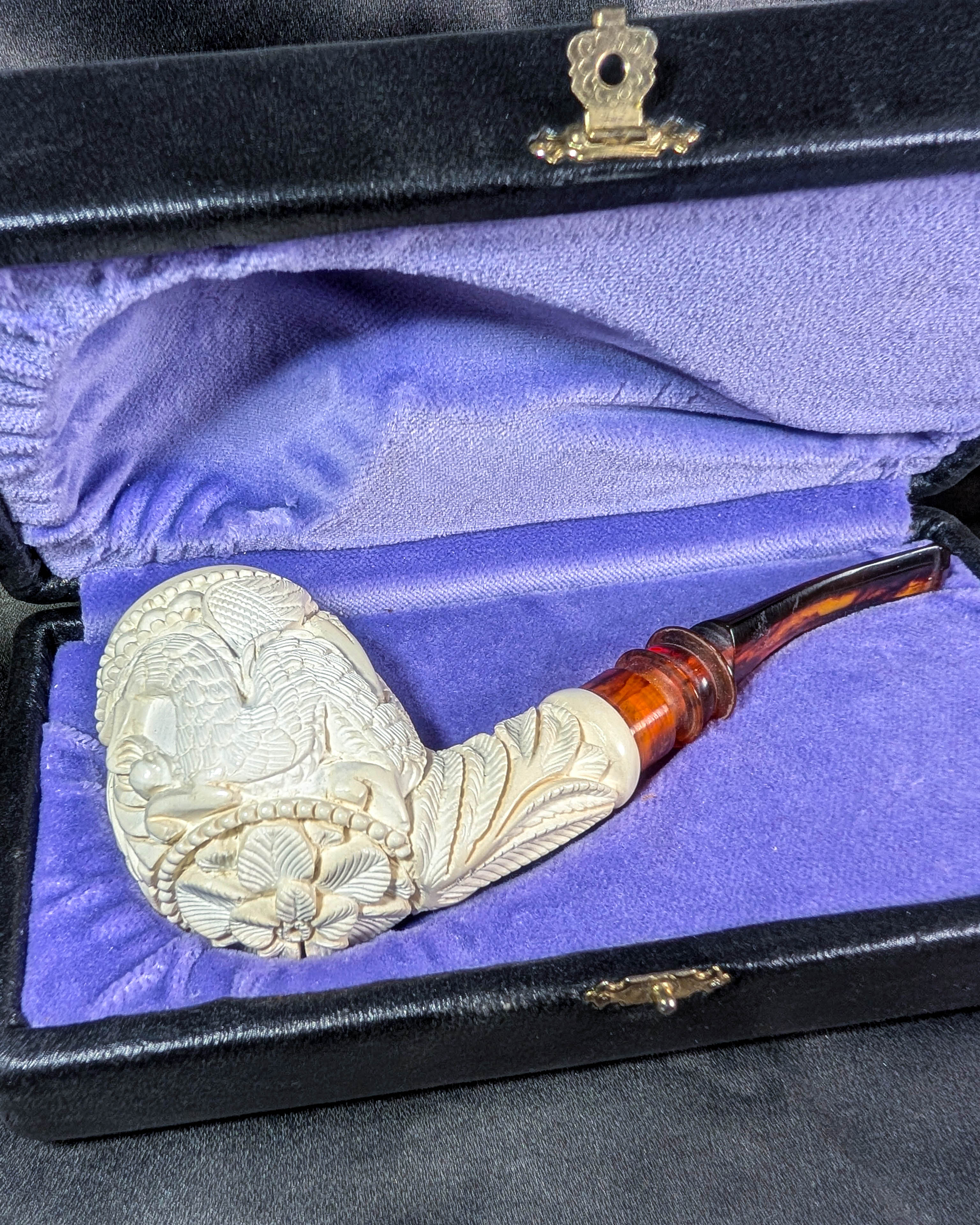 Meerschaumpfeife - florales Motiv mit Drachen